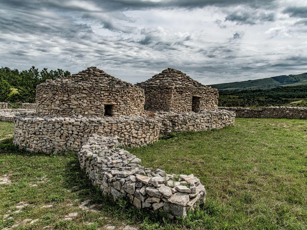 Belvilla By Oyo Villa Insieme San Valentino in Abruzzo Citeriore Chambre photo